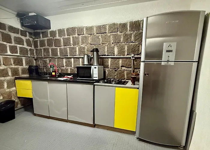 Apto Surfe Perto De Tudo, Mercado, Barzinhos, Farmácia, Shopping Apartamento *